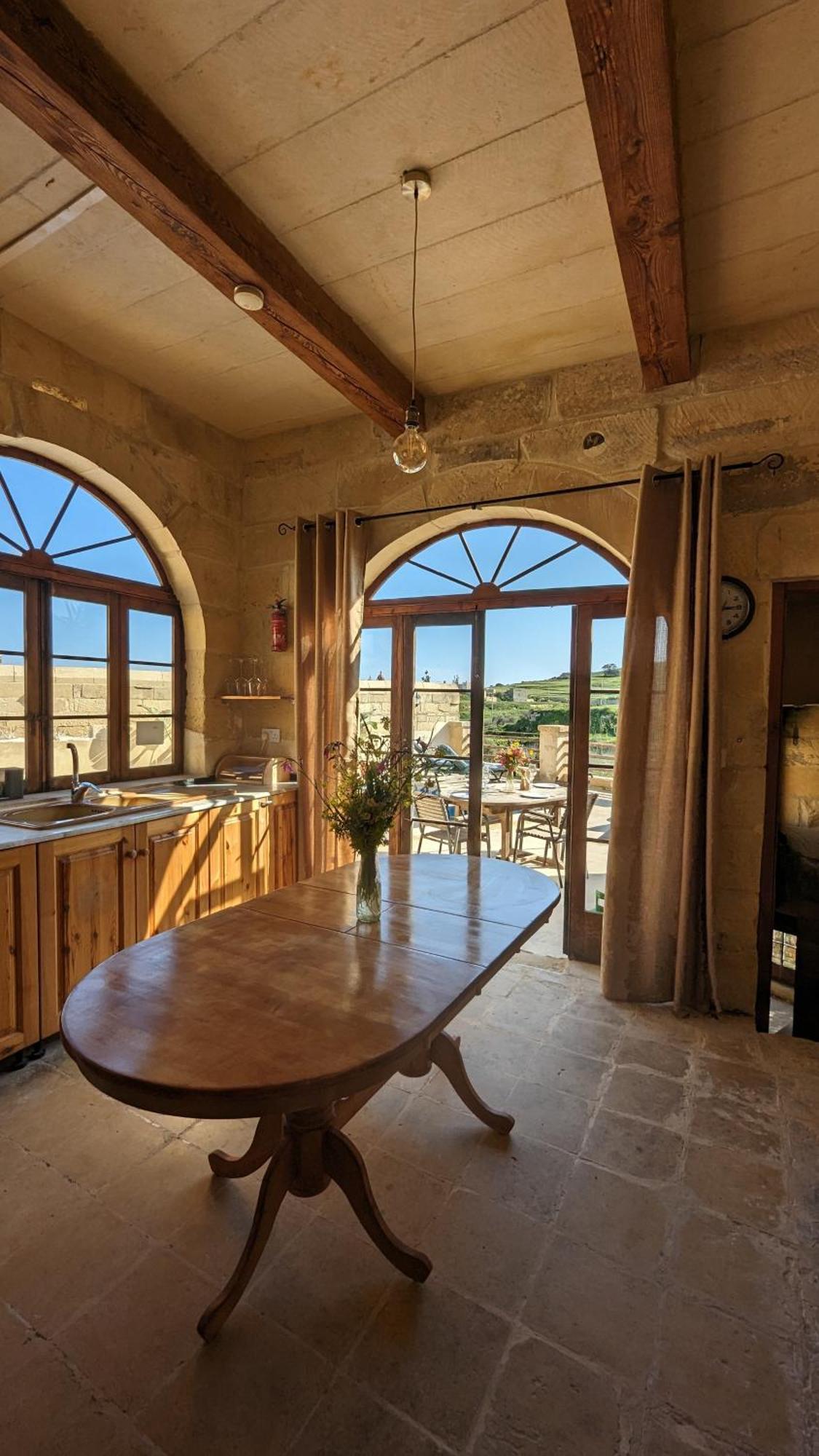 Soluna Boutique Guesthouse Għasri Eksteriør billede