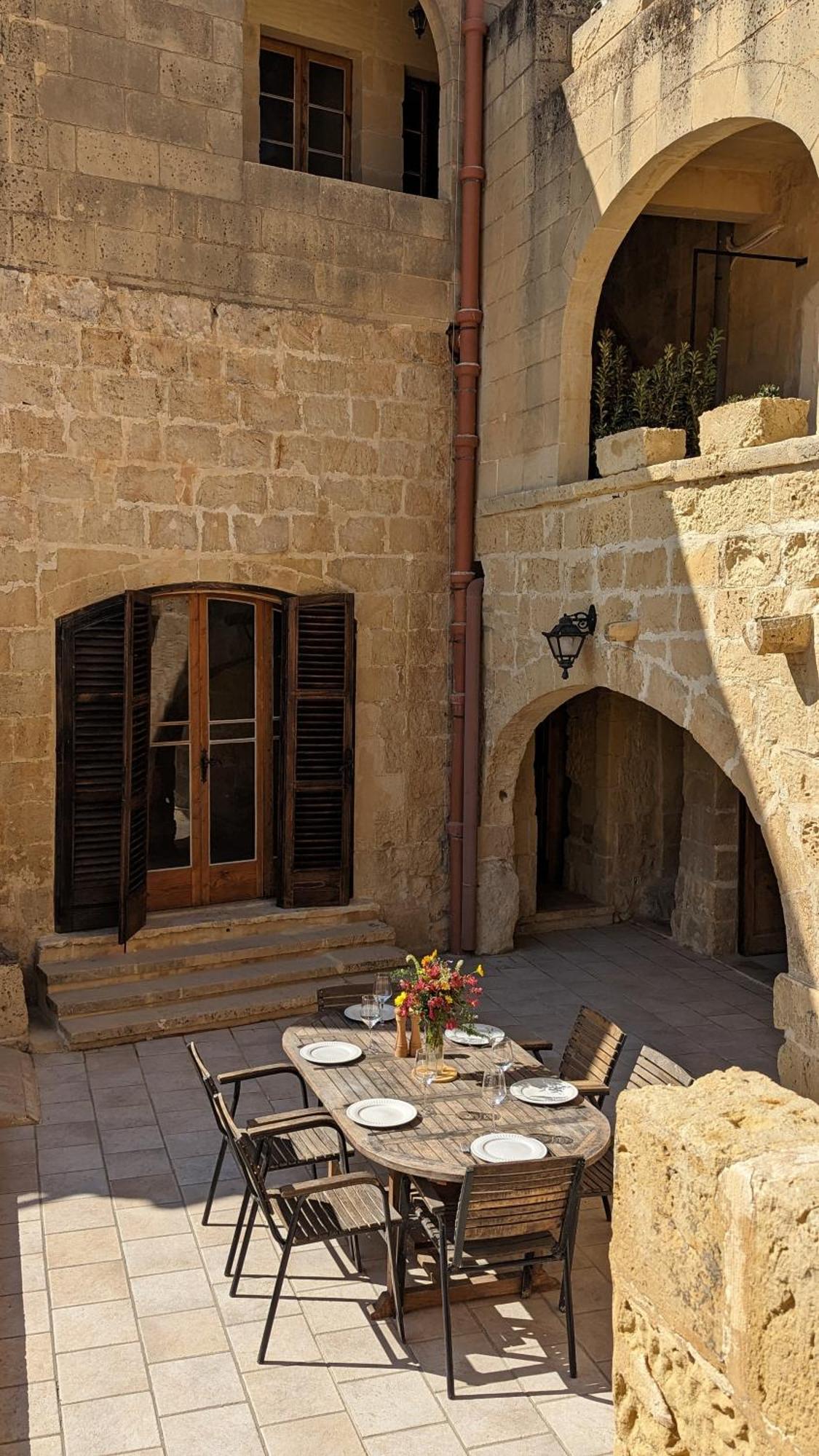 Soluna Boutique Guesthouse Għasri Eksteriør billede