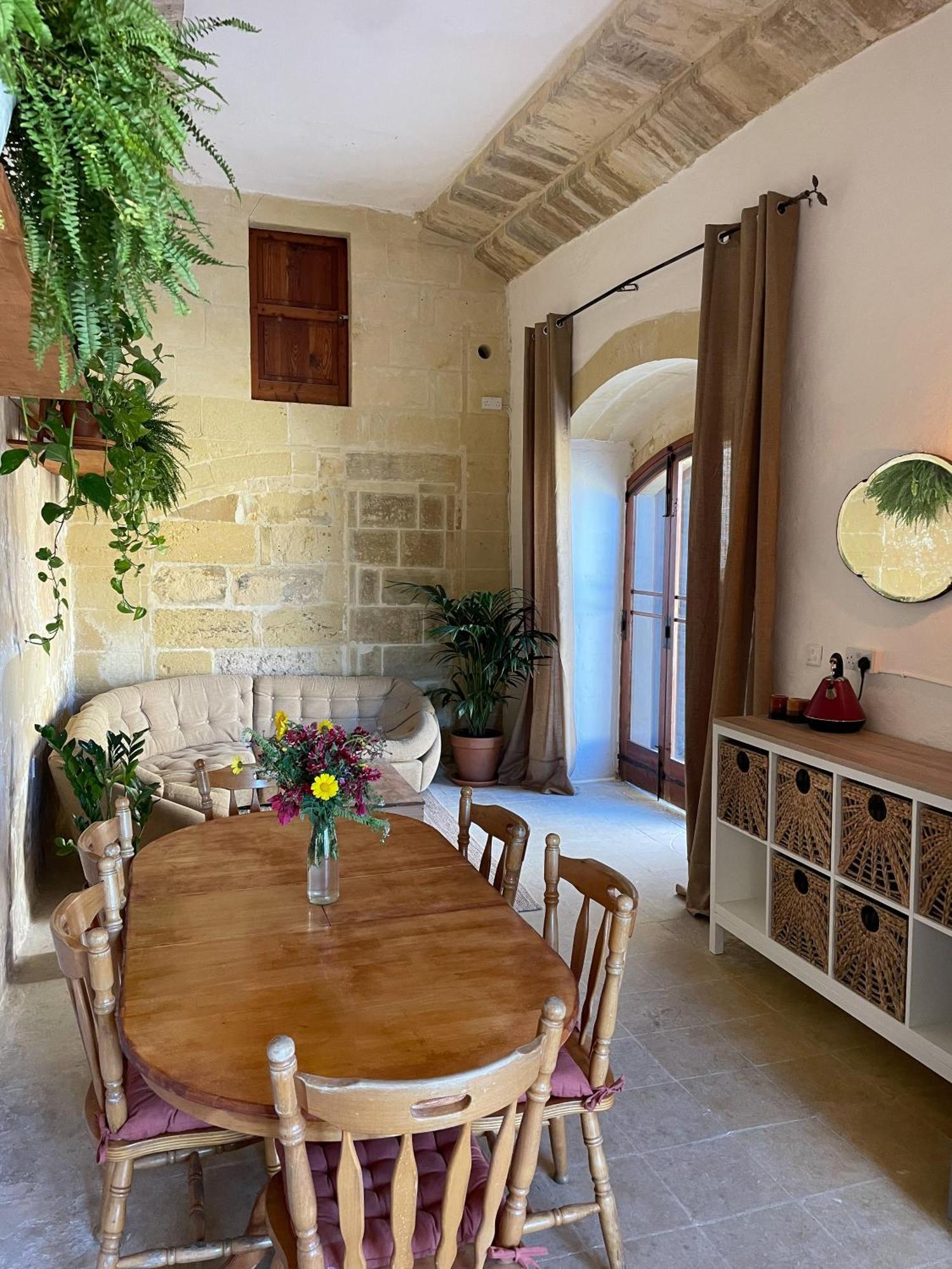 Soluna Boutique Guesthouse Għasri Eksteriør billede